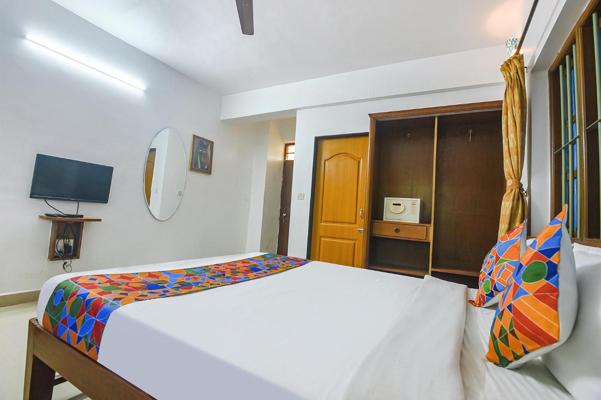 Fabexpress Stargaze Beach Anjuna Exterior foto